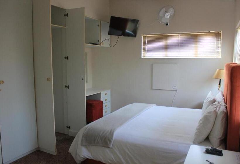 Номер Стандарт, Three Arches Guesthouse
