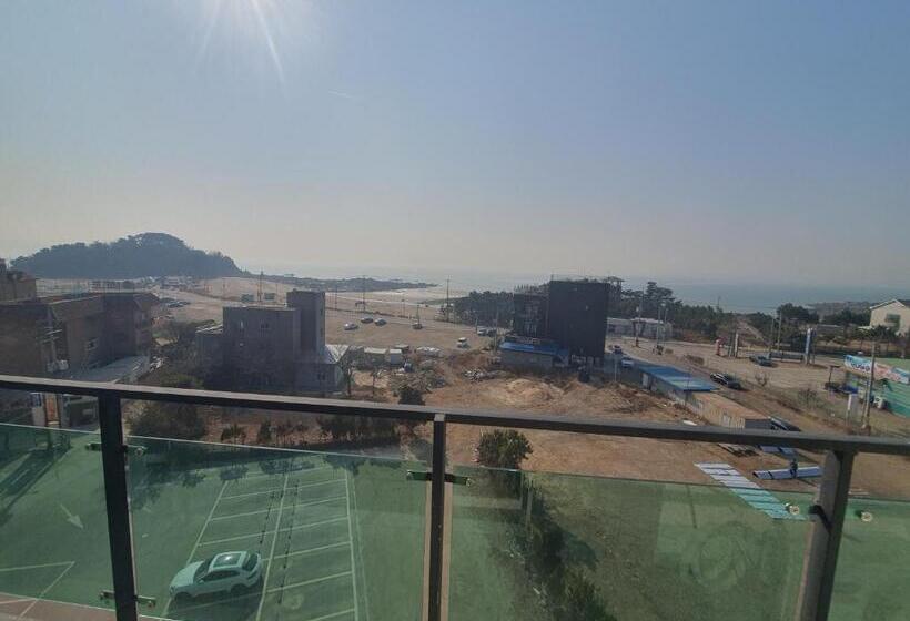 Номер Стандарт Вид на Море с Балконом, Oceanview