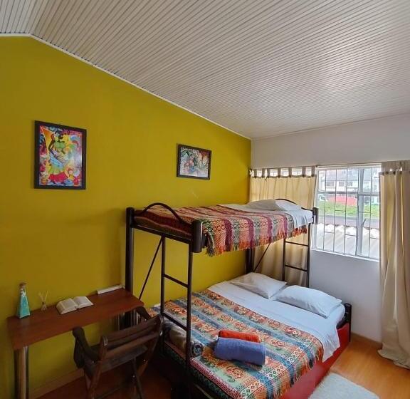 Трехместный Номер Базовый, Zipa Hostel