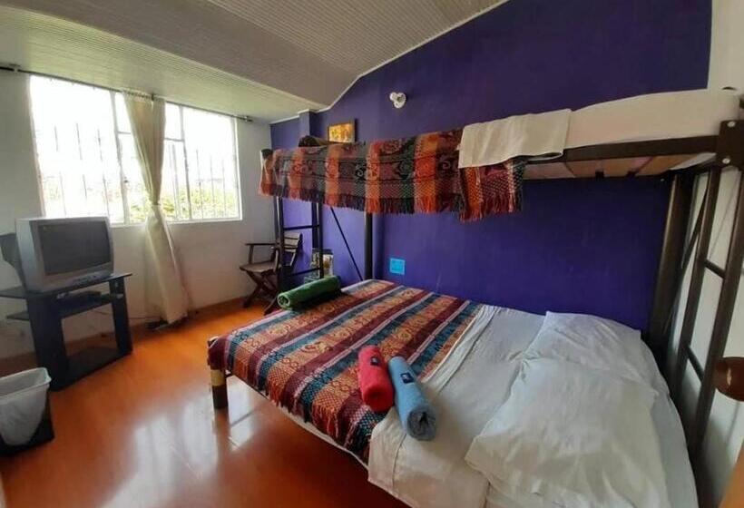 Семейный Номер, Zipa Hostel