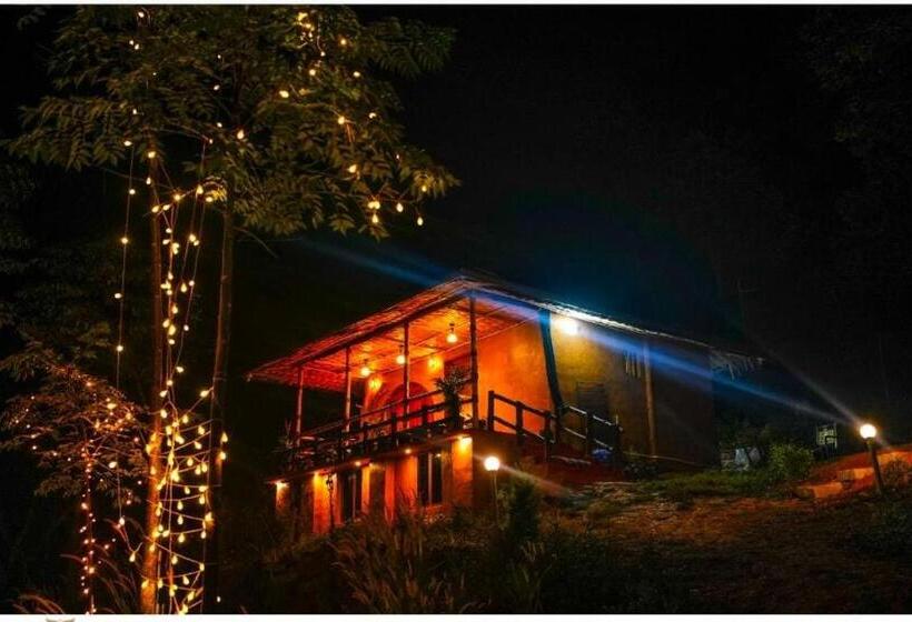 Номер Стандарт Вид на Горы, Angels Nest Home Stay 2 Acra Private Plantation Balconey Sunrice View Near Ngarhole Wild Life , Kuru