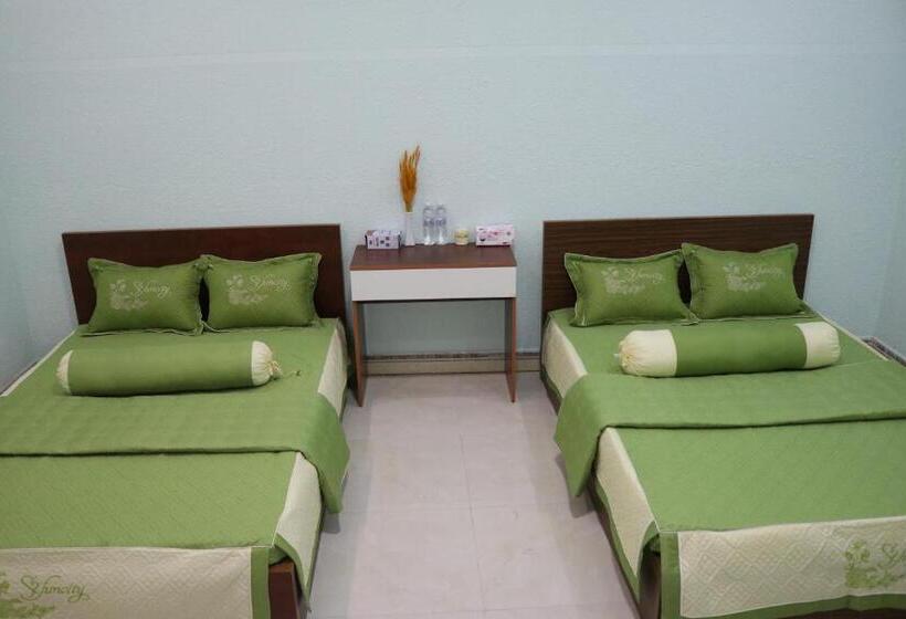اتاق استاندارد چهارنفره با چشم‌انداز باغ, Mộc Coffee