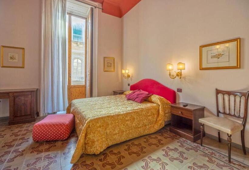 Номер Стандарт, Le Due Sicilie Guest House