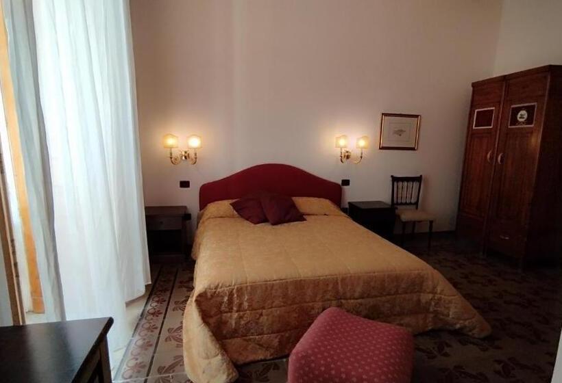 Номер Стандарт, Le Due Sicilie Guest House