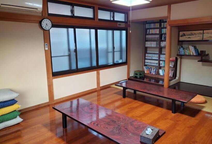 اتاق استاندارد, 鷹とあそべる海辺のカフェ&ゲストハウスことひ