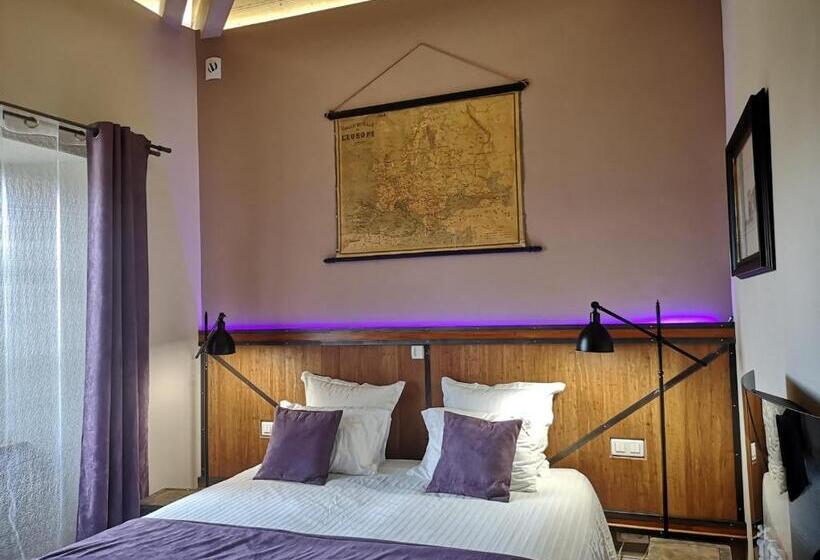 Номер Стандарт, Le Relais Des Deux Tours