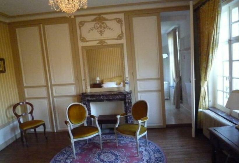 اتاق لوکس, Château De Behen