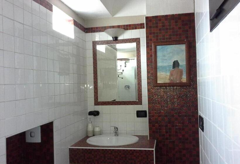 Семейный Номер, B&b Claro De Luna