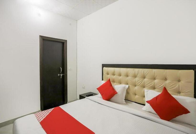 三人经典房间, Flagship B&b