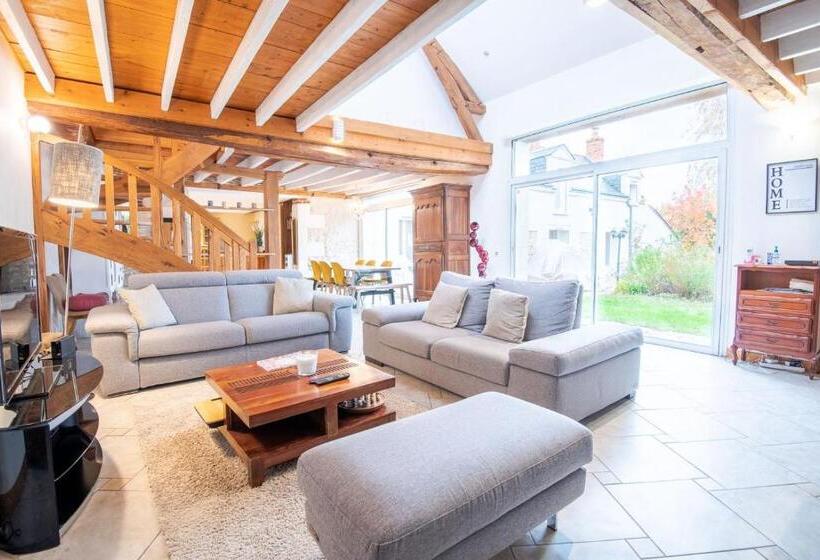 Дом 1 Спальня, Country House Les Romarins   14 Pers