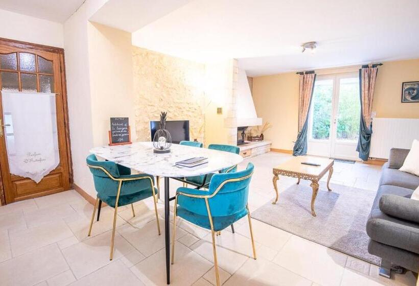 Дом 1 Спальня, Country House Les Romarins   14 Pers