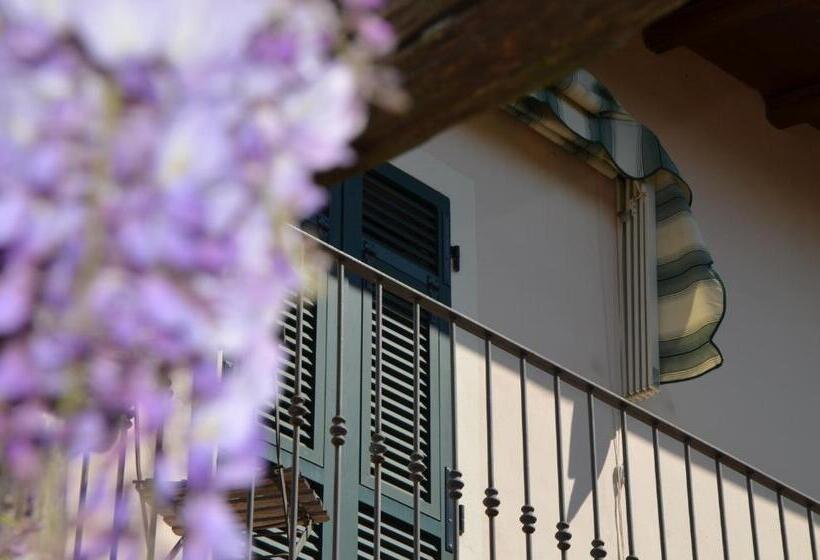 Suite with Terrace, Cascina Folletto