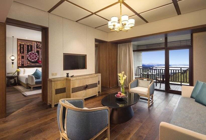 سوئیت با چشم‌انداز, Banyan Tree Jiuzhaigou