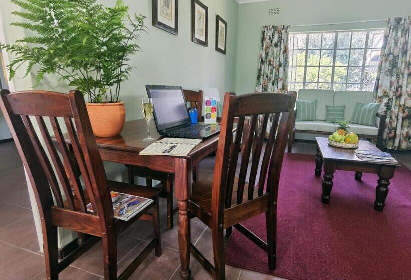 Номер Deluxe, Random Harvest Country Cottages