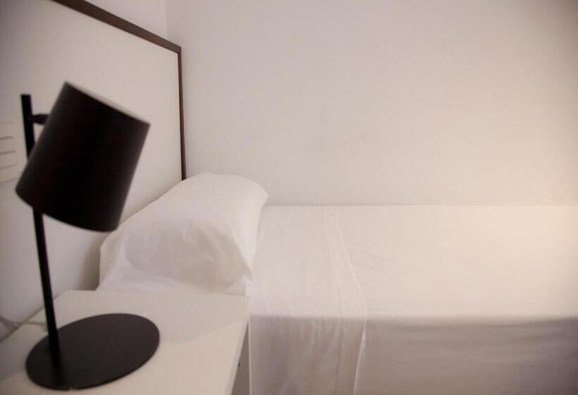 آپارتمان 3 خوابه, Flats Friends Soho Suites