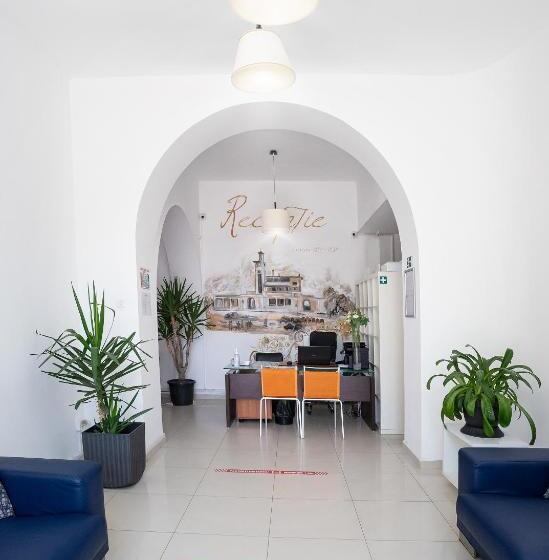 스탠다드 스튜디오, Hostel Cazino Nord Rooms
