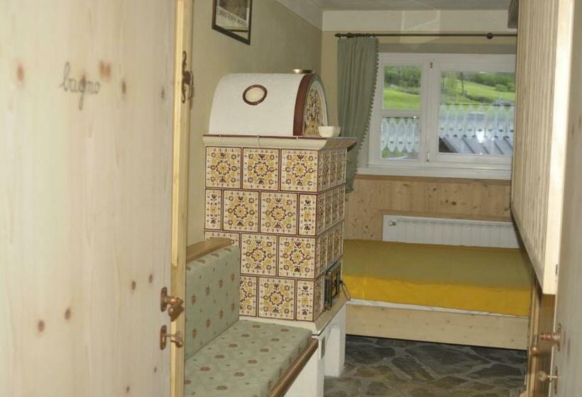 Четырехместный Номер Стандарт, Garni La Genziana