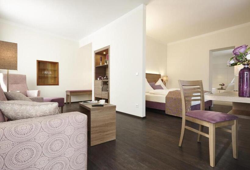 Люкс Повышенной Комфортности, Boutique Hotel Zur Post