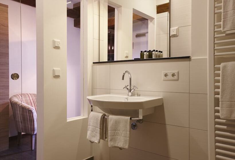 Люкс Повышенной Комфортности, Boutique Hotel Zur Post