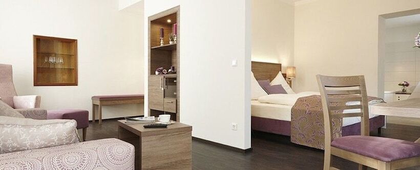 Люкс Повышенной Комфортности, Boutique Hotel Zur Post