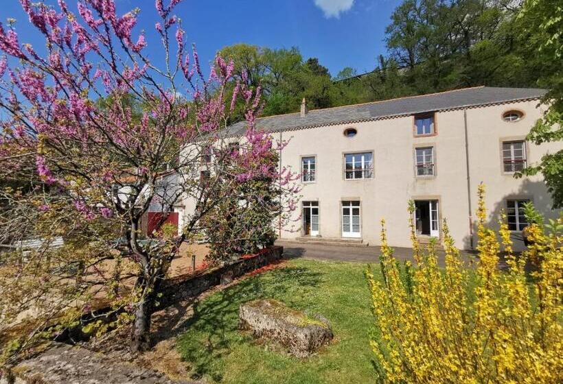 اتاق استاندارد چهارنفره با چشم‌انداز باغ, Moulin Pont Vieux Chambres D Hôtes
