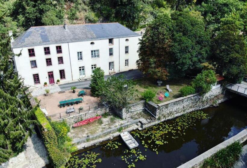 اتاق استاندارد چهارنفره با چشم‌انداز باغ, Moulin Pont Vieux Chambres D Hôtes