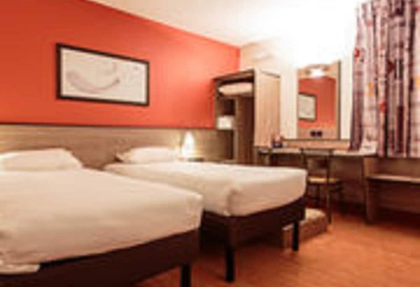 Номер Стандарт Трехместный, Ace Hôtel Paris Roissy
