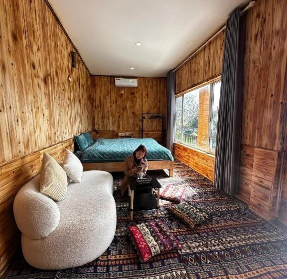 اتاق لوکس, Catcat Garden House