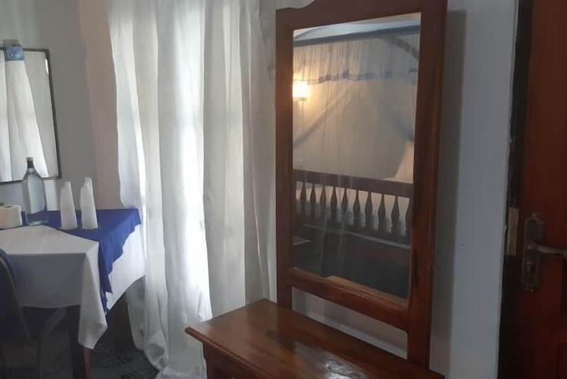 Номер Deluxe, Deutsch Lanka Hotel & Restaurant