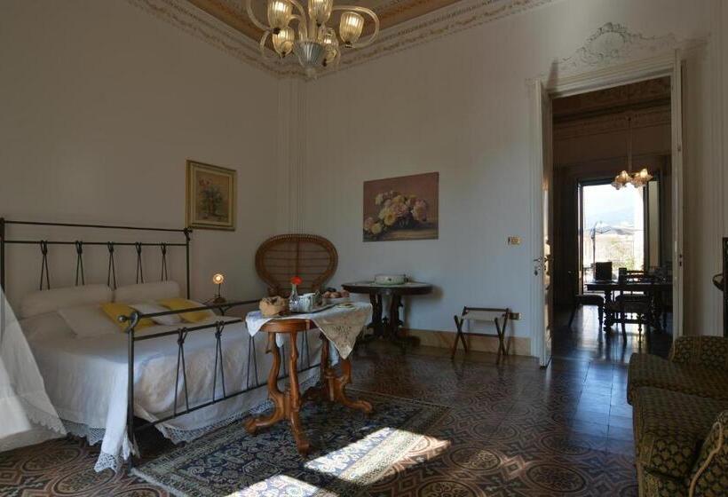 Номер Deluxe, B&b Di Charme Camelie Palazzo Nicotra