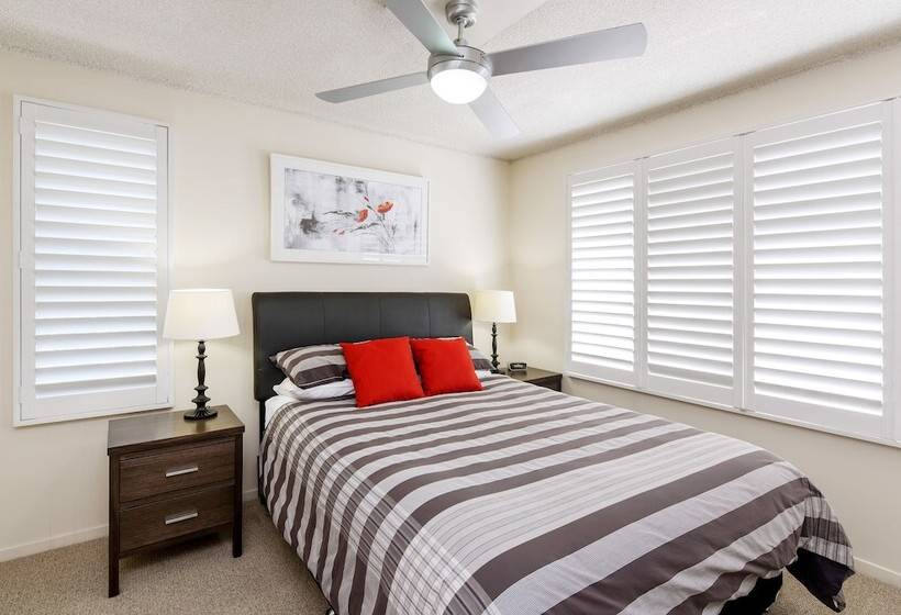Апартаменты 2 Спальни Вид на Море, Capeview Apartments Caloundra