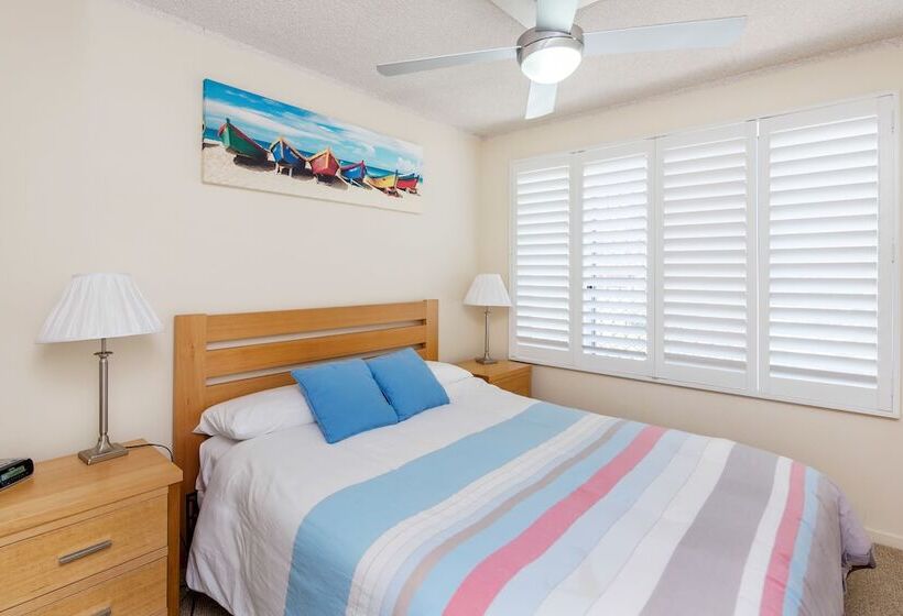 Апартаменты 3 Спальни Вид на Море, Capeview Apartments Caloundra