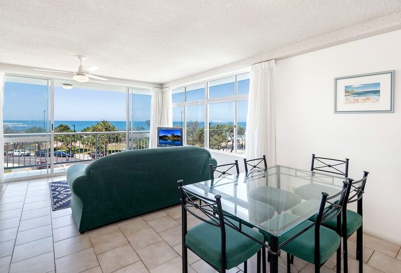 Апартаменты 3 Спальни Вид на Море, Capeview Apartments Caloundra