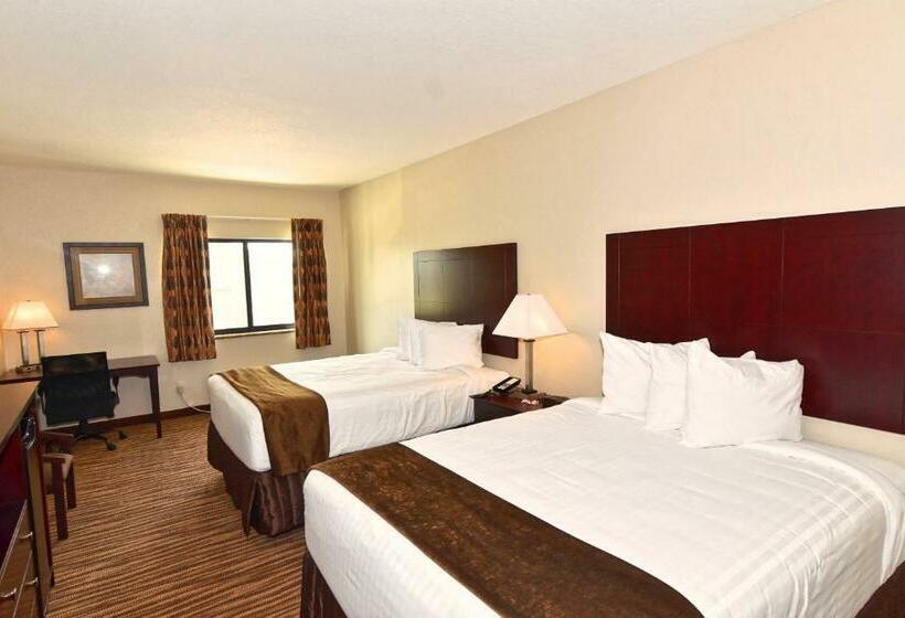 스탠다드 스튜디오, Cobblestone Inn & Suites   Clarion