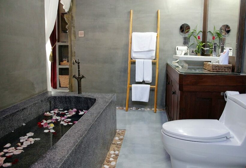 Люкс Повышенной Комфортности, Cambana D'angkor Suites