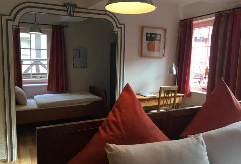 Семейный Номер, Fachwerk Hotel Eisenbart