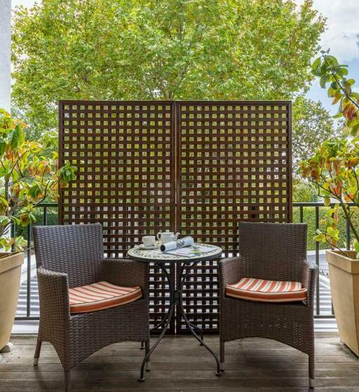 غرفة ديلوكس سرير كينج, Fernwood Manor Boutique Guest House