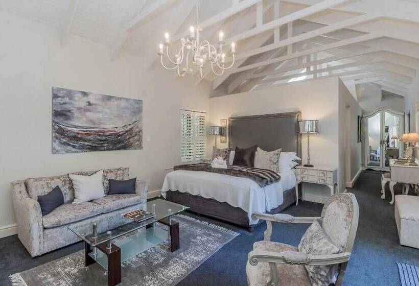 جناح إدارى, Fernwood Manor Boutique Guest House