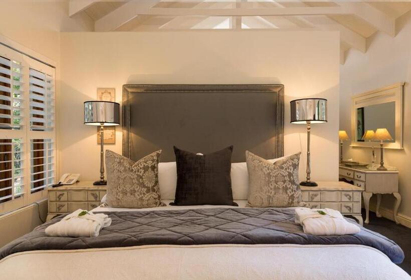 جناح إدارى, Fernwood Manor Boutique Guest House