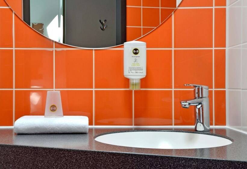 Номер Стандарт, B&b Hotel Leipzig City