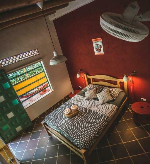 Номер Deluxe с Балконом, Finca Hostal Bolivar   Casa Maracuya