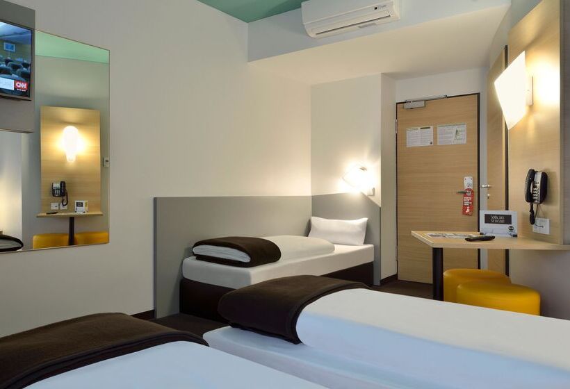 Номер Стандарт, B&b Hotel Leipzig City