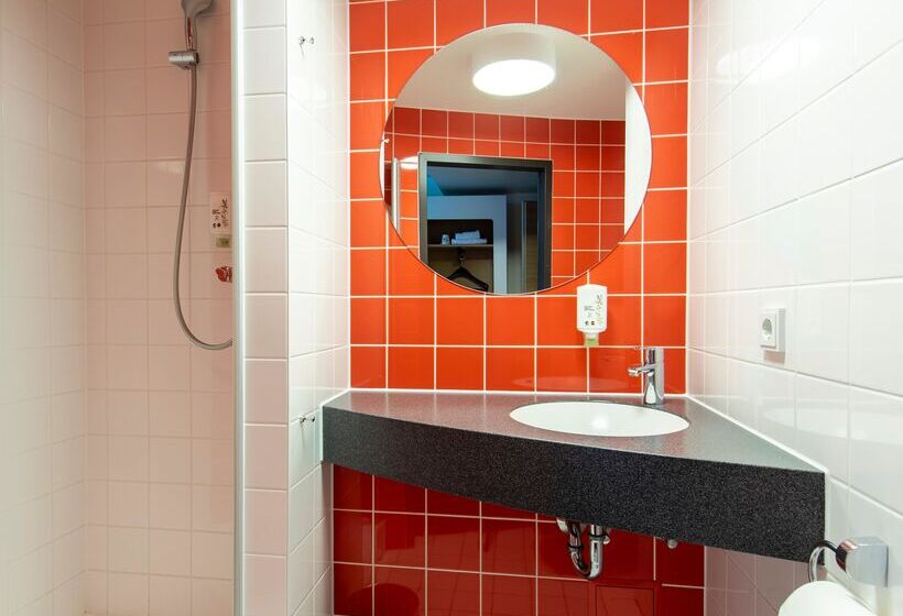 Номер Стандарт, B&b Hotel Passau