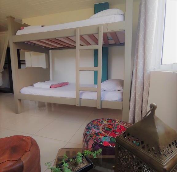4인용 스탠다드 룸, Casa Kayam Hostal Y Residencia Artística