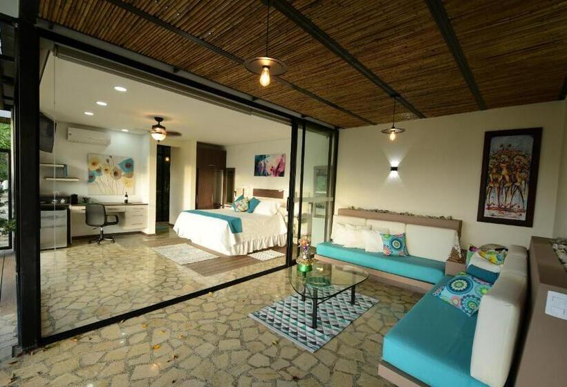 جناح ديلوكس, Casa Ambrosia