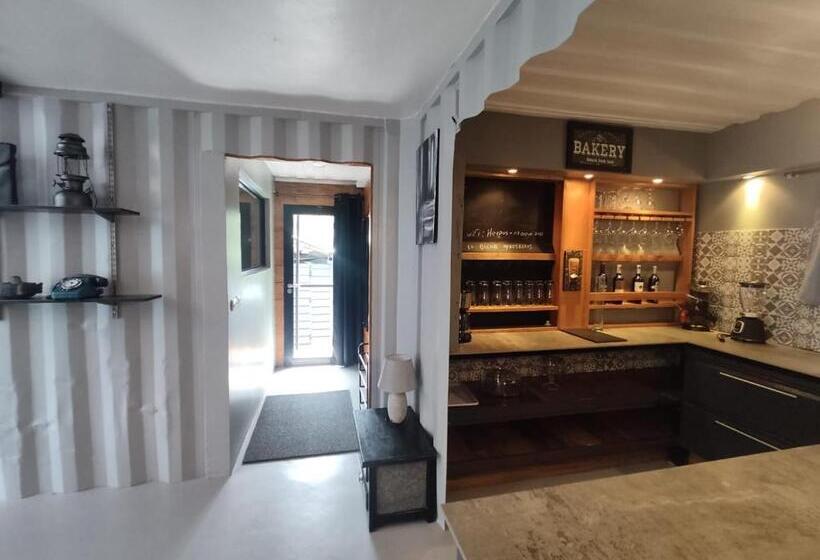 침실 2개 주택, La Bicok Ecolodge