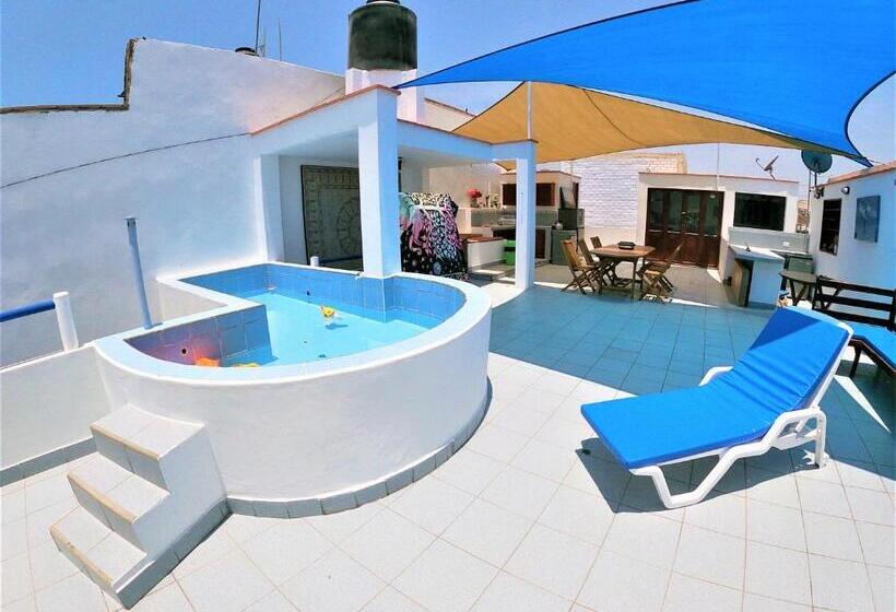 Номер Стандарт, Waves Surf Camp Peru
