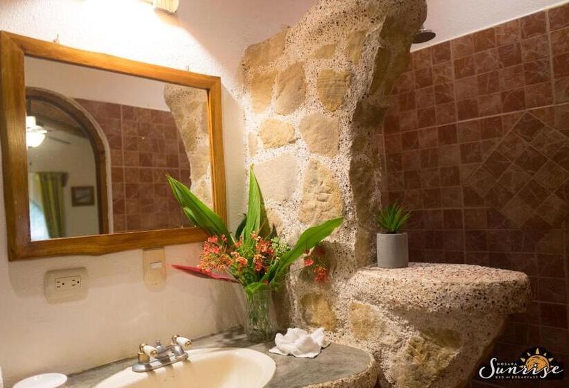 Номер Deluxe с Балконом, Nosara Sunrise Bed And Breakfast