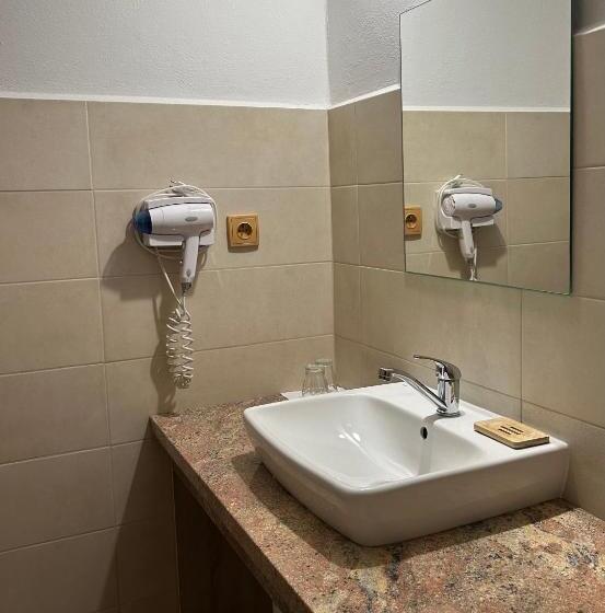 Одноместный Номер Basic, Rodinný Hotel Myslivna