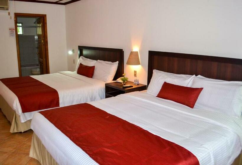 小型套房, El Tucano Resort & Thermal Spa